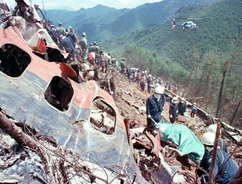 520 трупов, паника и харакири: история одной из самых жутких авиакатастроф XX века