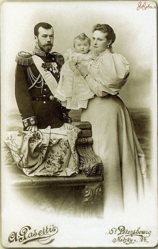 Решение квартирного вопроса по-царски: где жили Николай II с молодой женой