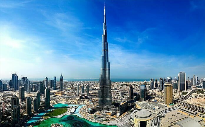 2. Сколько метров в высоту небоскрёб "Бурдж-Халифа", самое высокое сооружение в мире?