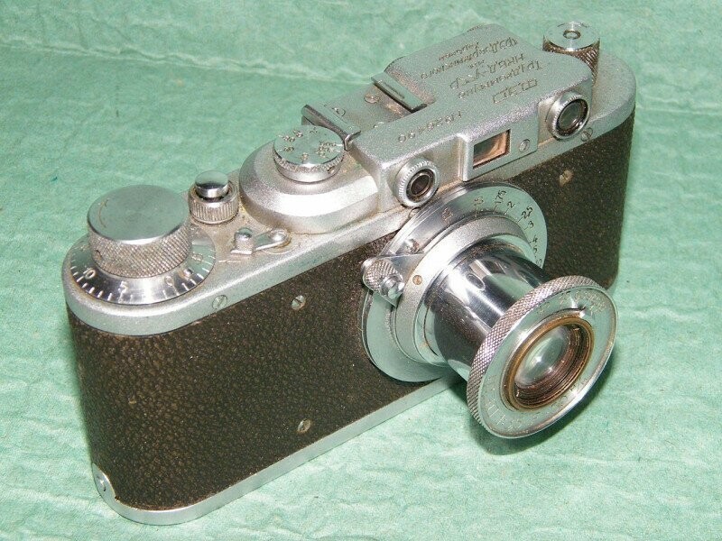 История появления первых довоенных советских фотоаппаратов