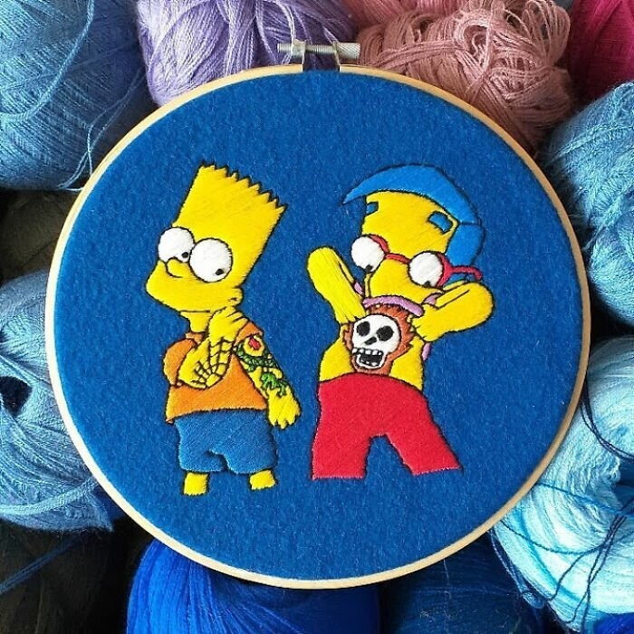 Поклонница "Симпсонов" создает яркие вышивки со сценами из мультсериала