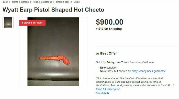 12. Палочка Cheetos в виде пистолета за 900 долларов