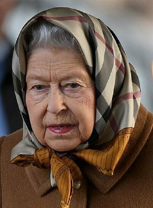Королева пошутила над американскими туристами