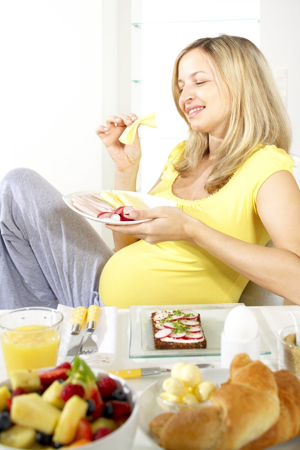 сыр беременным можно. сыр с плесенью виды. сыры для беременных. сыр беременным. разновидности сыра.