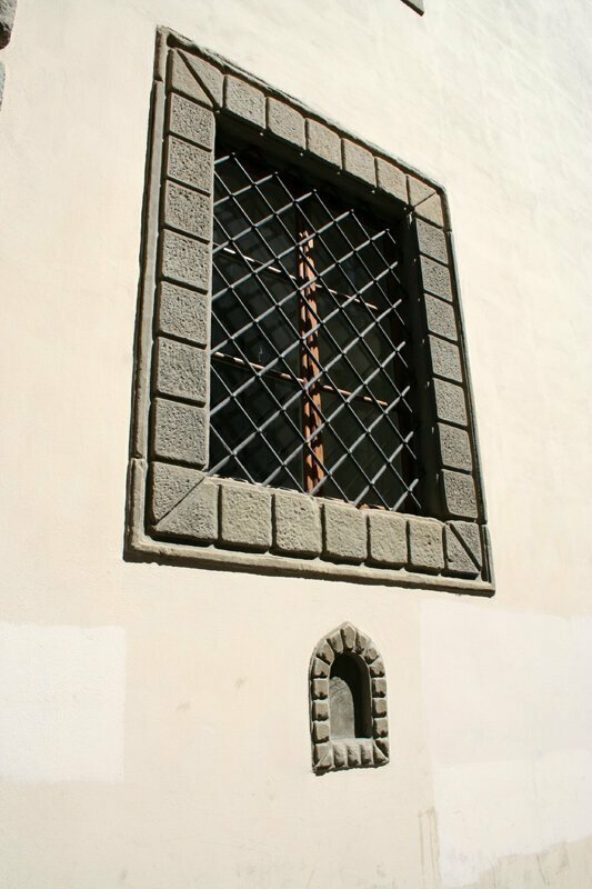 5. "Винные окна", buche da vino, Флоренция, Италия