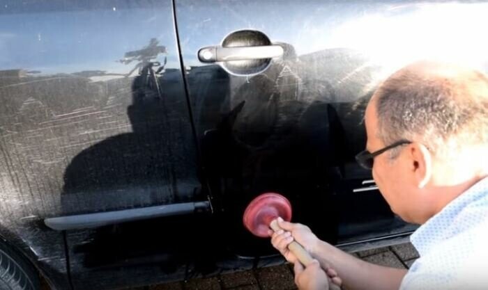 Вантуз в помощь: как легко устранить вмятину на кузове автомобиля