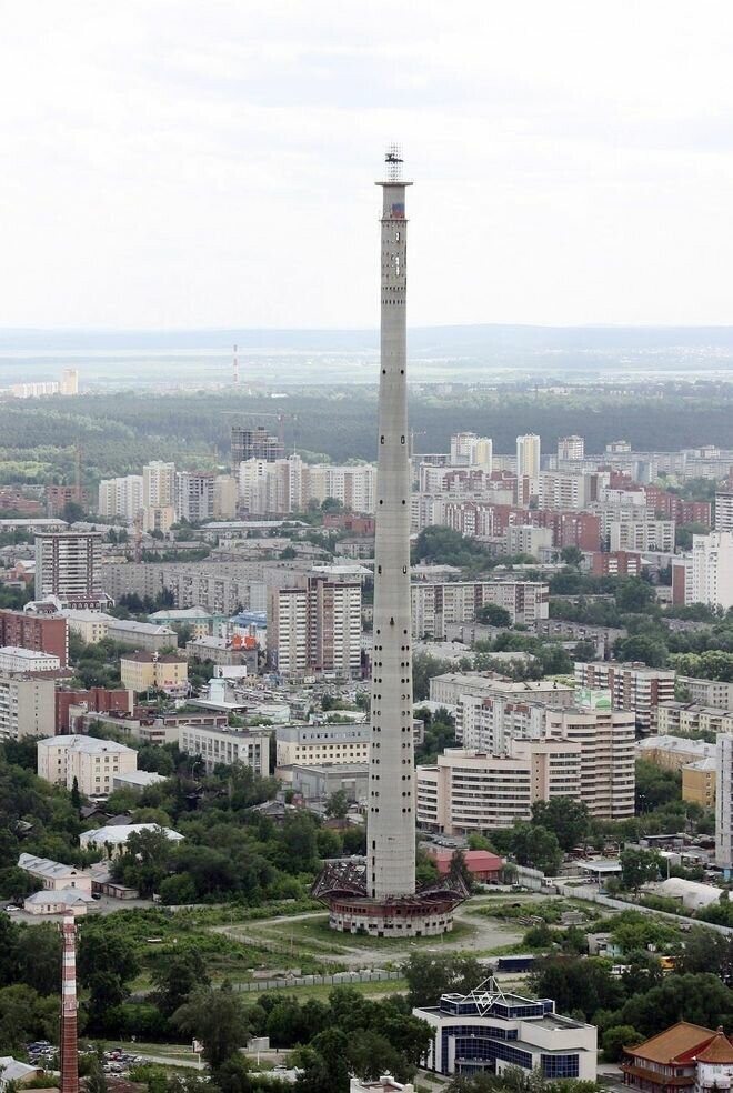 2. Екатеринбургская телевизионная башня, Россия