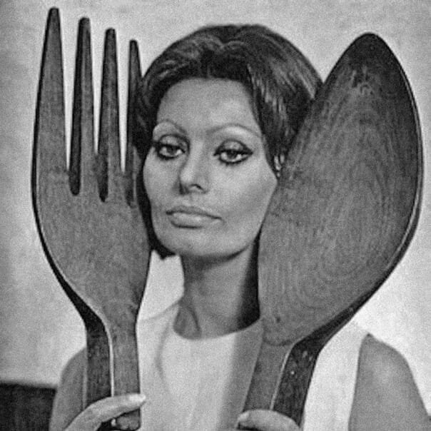 Фотопортрет Софи Лорен. «Всем, чем я являюсь, я обязана спагетти!» 1960-е годы