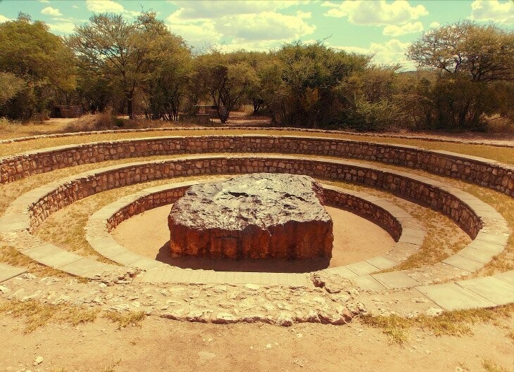 1. Гоба: крупнейший из найденных метеоритов (Намибия)
