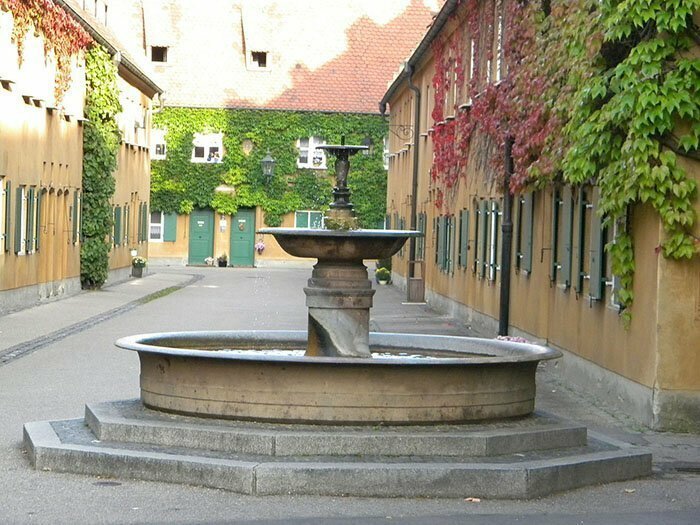 Фуггерай - уникальный район в Германии, где можно жить за 1 евро в год
