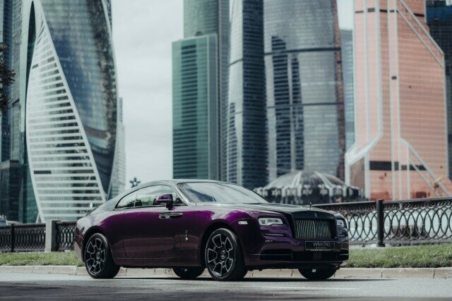 В Rolls-Royce представили машину «специально для москвичей»