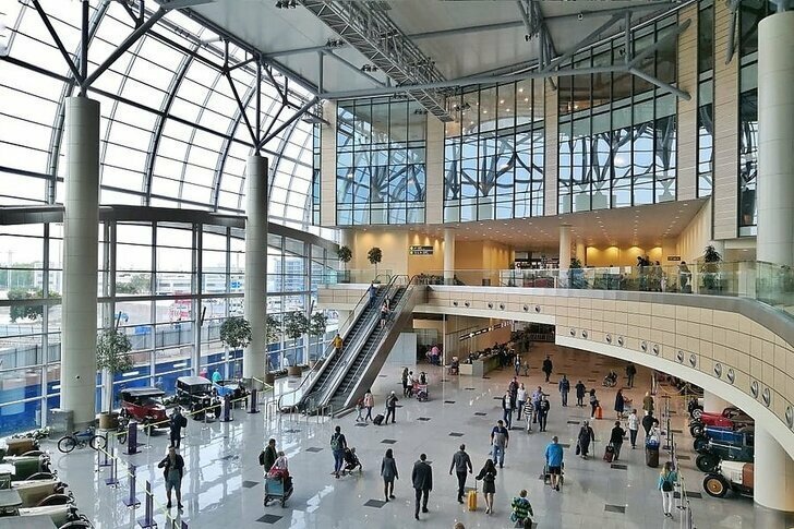  Аэропорт «Домодедово» открыл новый атриум в зоне внутренних воздушных линий