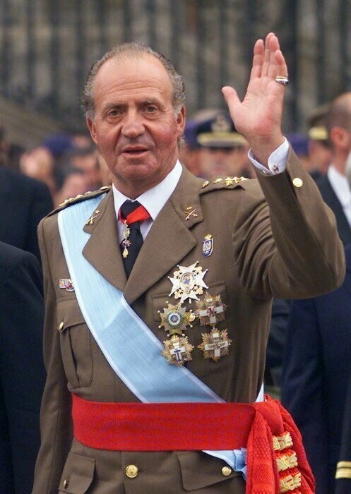 Хуан Карлос I 81 год, бывший король Испании