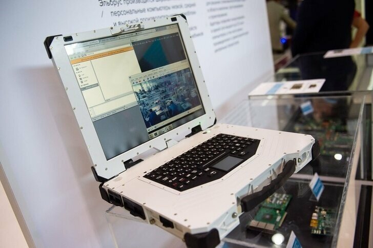 «Росэлектроника» начала поставки защищенных ноутбуков для российской армии