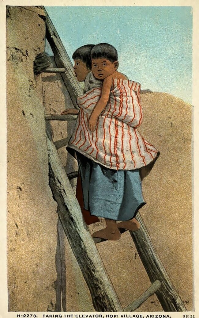 По лестнице, деревня хопи, Аризона, 1915
