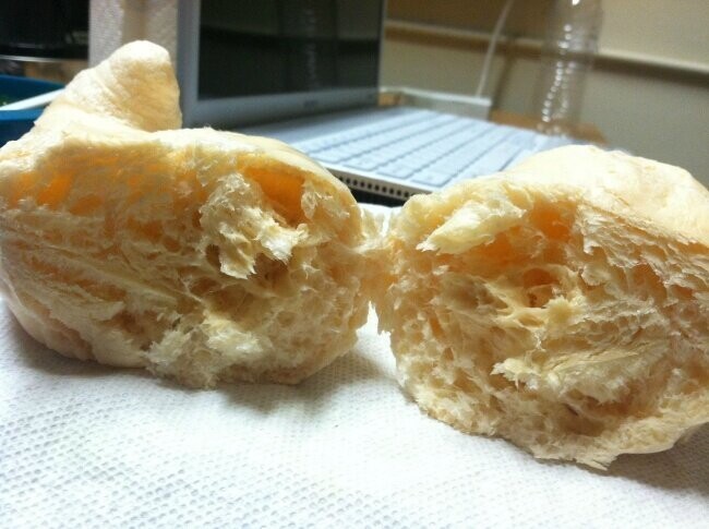 Мыло, которое разогрели в микроволновке, похоже на хлеб