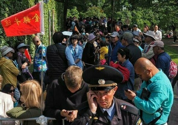 Минкультуры может ограничить доступ в Царское Село туристов из Китая 
