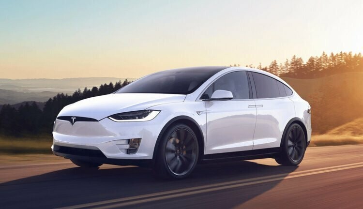 Доставки автомобилей Tesla превысили 100 тысяч в третьем квартале 2019 года