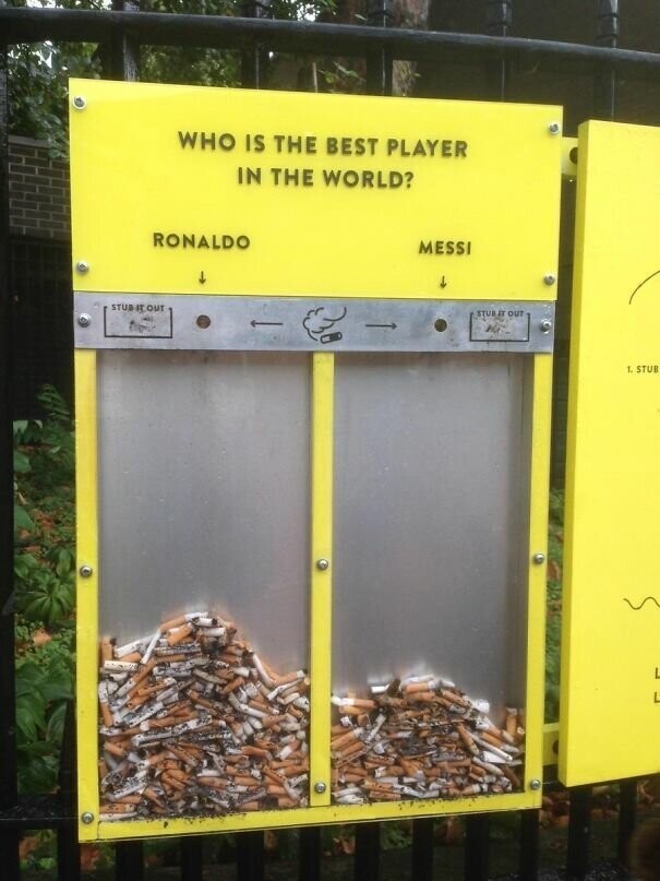 Кто лучший футболист в мире - Роналду или Месси? Курильщикам предлагается голосовать окурками вместо того, чтобы бросать их на землю