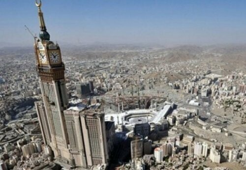 4 – Часовая башня Мекке Рояль (Makkah Royal)