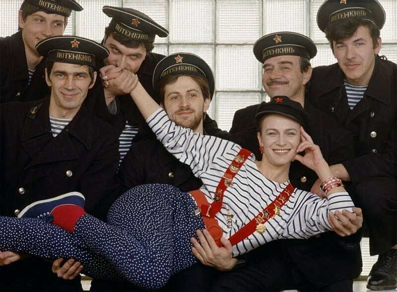 Елена Сафонова в фотопроекте американского фотографа Жулио Доносо Red Stars of Perestroika 1987 год