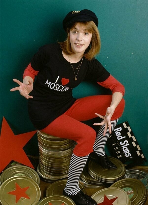 Актриса Вера Глаголева в фотопроекте американского фотографа Жулио Доносо Red Stars of Perestroika 1987 год 