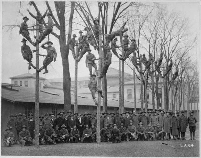 9. Электрики, групповое фото, 1918 год