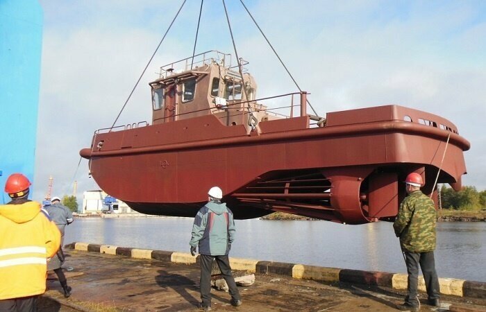 «Красная Кузница» спустила на воду рейдовый буксир «РБТ-4»