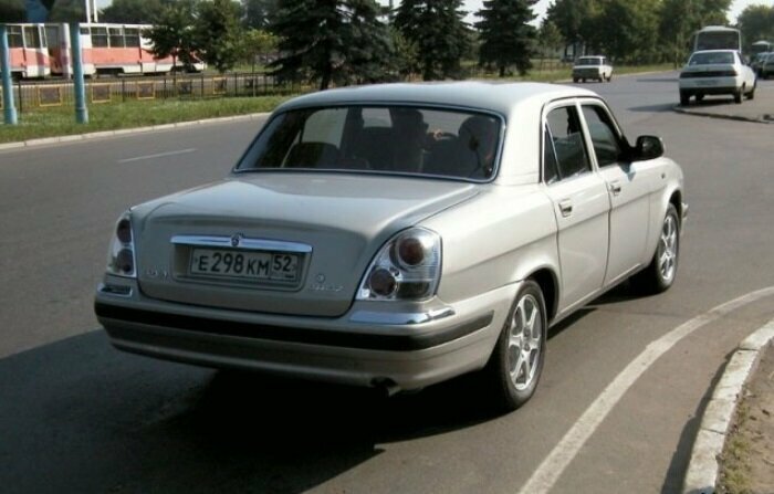 ГАЗ-31107