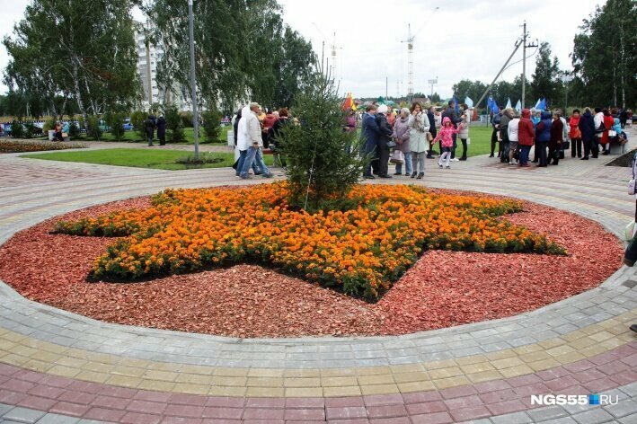  В микрорайоне «Московка-2» открыли первую очередь парка семейного отдыха