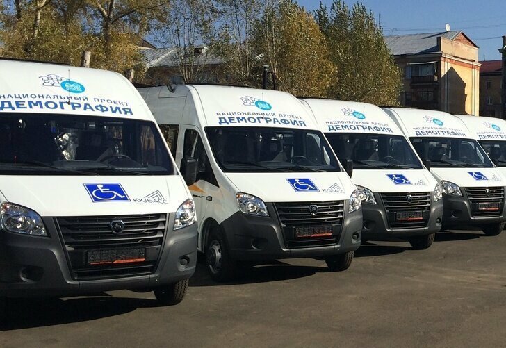 В Кузбассе получили 15 автомобилей для жителей старшего поколения