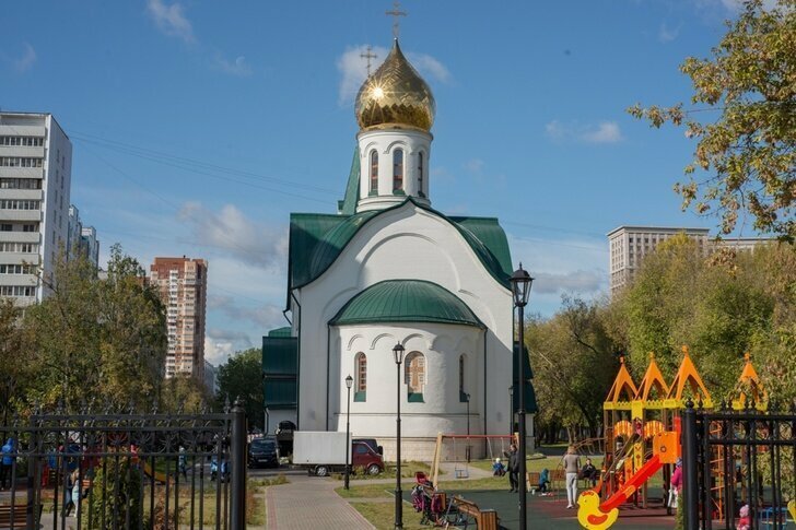 Храм с детским садом построили в районе Хорошево-Мневники