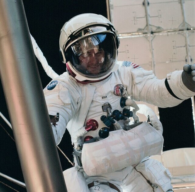 7. 6 августа 1973 года, астронавт Алан Бин