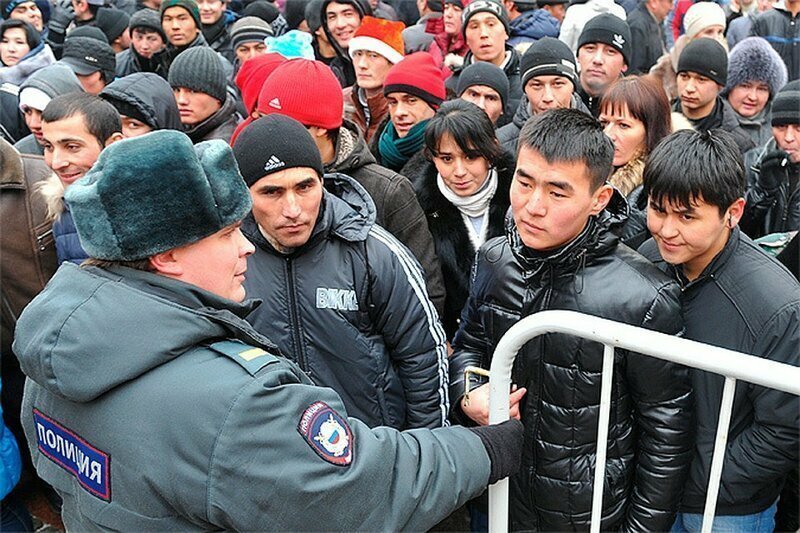 В России сейчас находится рекордное число мигрантов