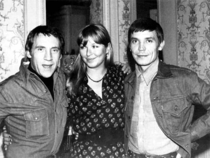 Владимир Высоцкий, Марина Влади и Иван Бортник в Париже, 1977 г. 