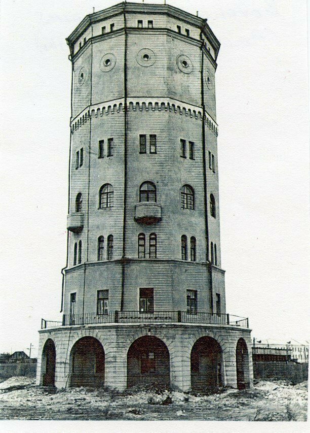  Удивительная водонапорная башня находится в Туле.