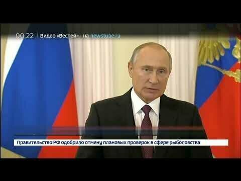 Владимир Путин поздравил тружеников села, отметив огромные успехи импортозамещения в аграрной сфере 