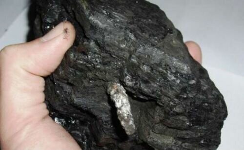 Артефакты из угольных шахт