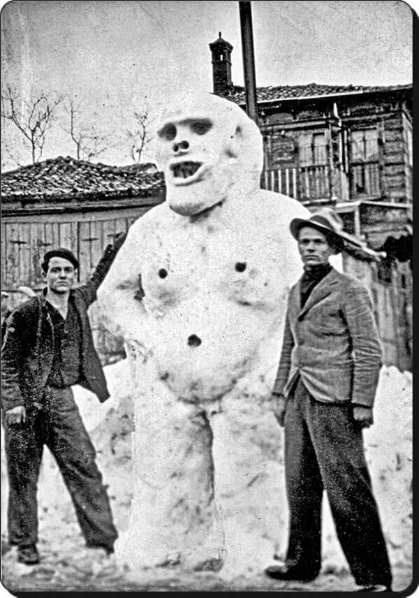 Снеговик в Стамбуле, Турция, 1929 год. 