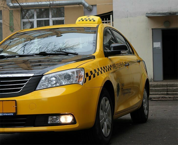 О переквалифицированных таксистах с необычайными биографиями
