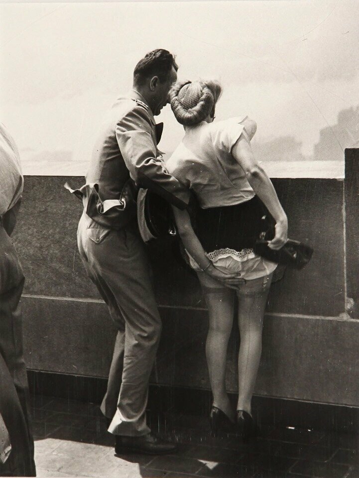 На вершине Эмпайр-стейт-билдинг, 1942 год 
