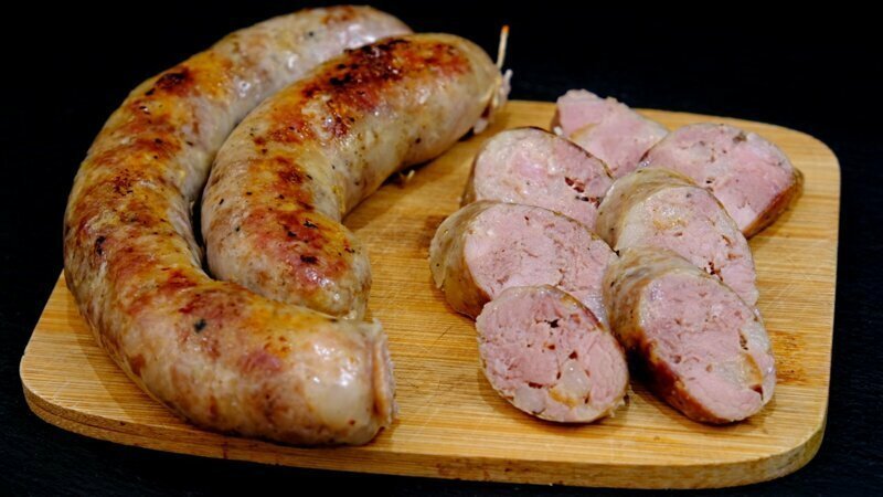 Домашняя колбаса из свинины – деревенская, очень вкусная и ароматная