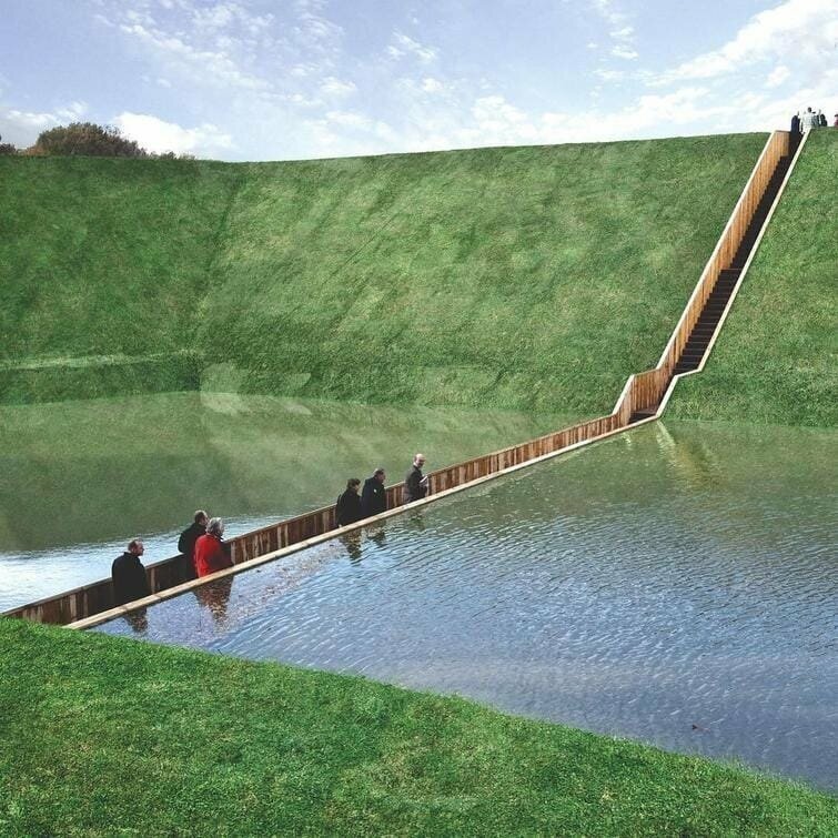 В городе Хальстерен, Нидерланды, есть мост, который находится ниже уровня воды