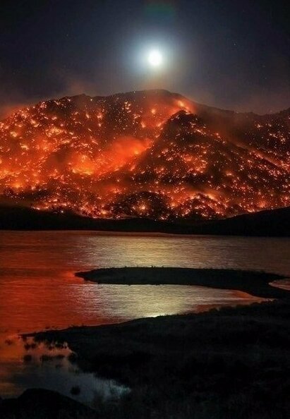 Лесной пожар, озеро Изабелла, Калифорния