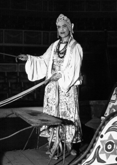 Матрена Распутина, дочь Григория Распутина в цирке Буша, 1932 год.