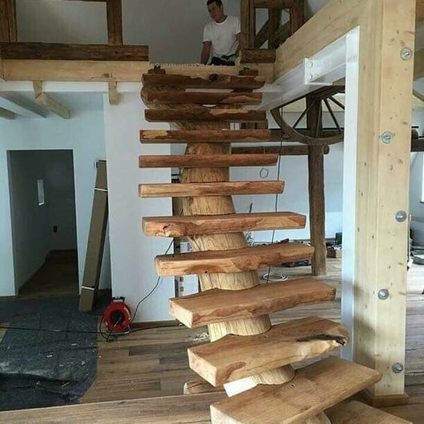 Лестница, изготовленная из дерева