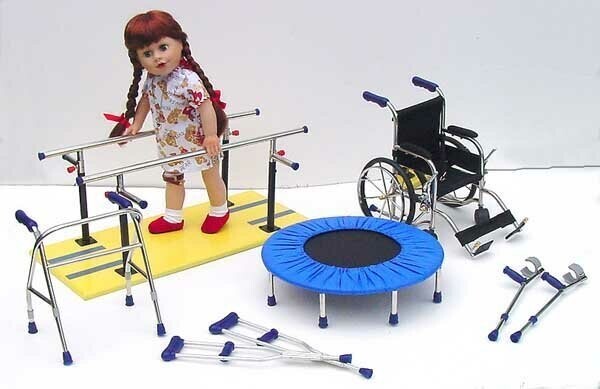 Куклы - инвалиды: рушат психику или учат добру