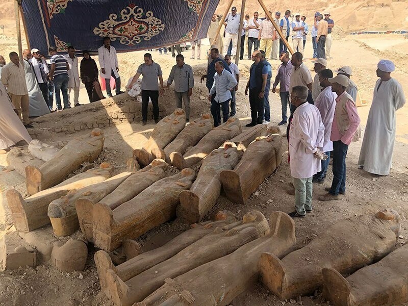 В Луксоре обнаружены 30 саркофагов захороненных 3000 лет назад