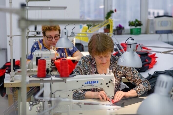  В Екатеринбурге открылся особенный швейный цех