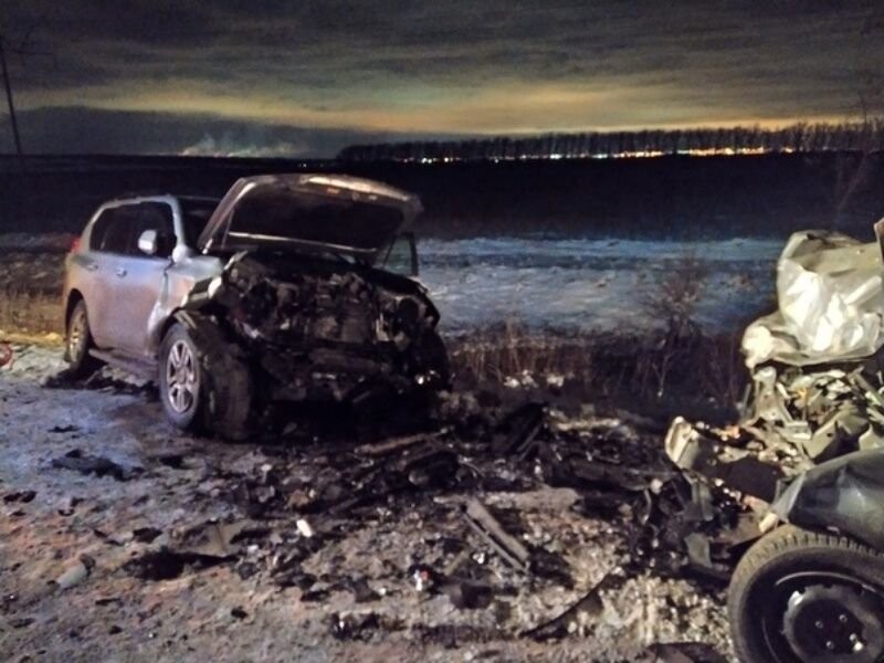 Водитель "Тойоты" от полученных травм скончался на месте аварии.
